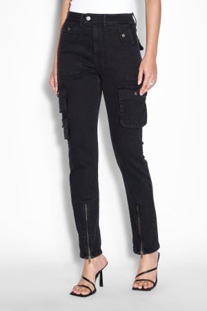 STRAIGHT UP STEALTH CARGO