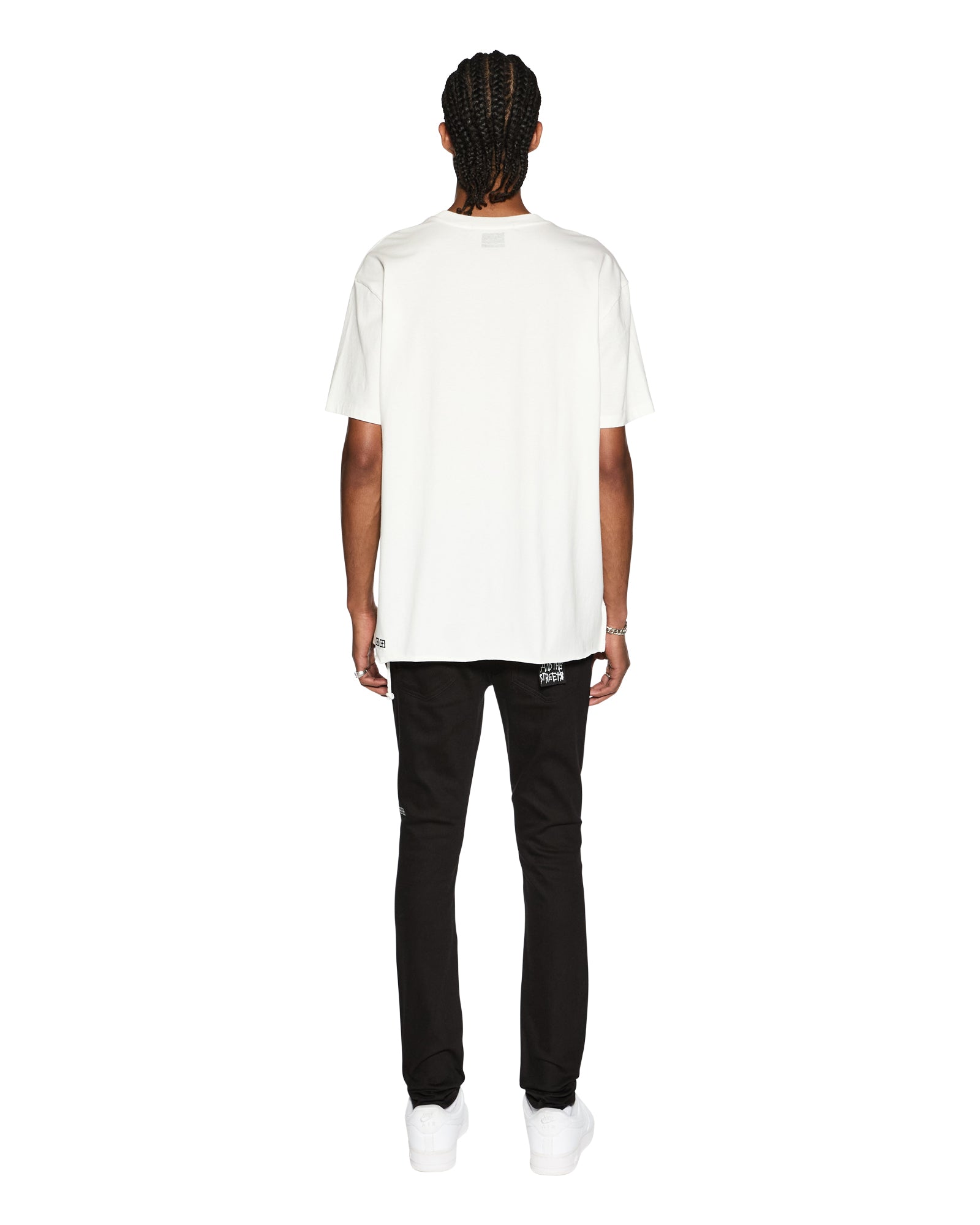 BIGGIE SS TEE WORN IN WHITE - Image 4